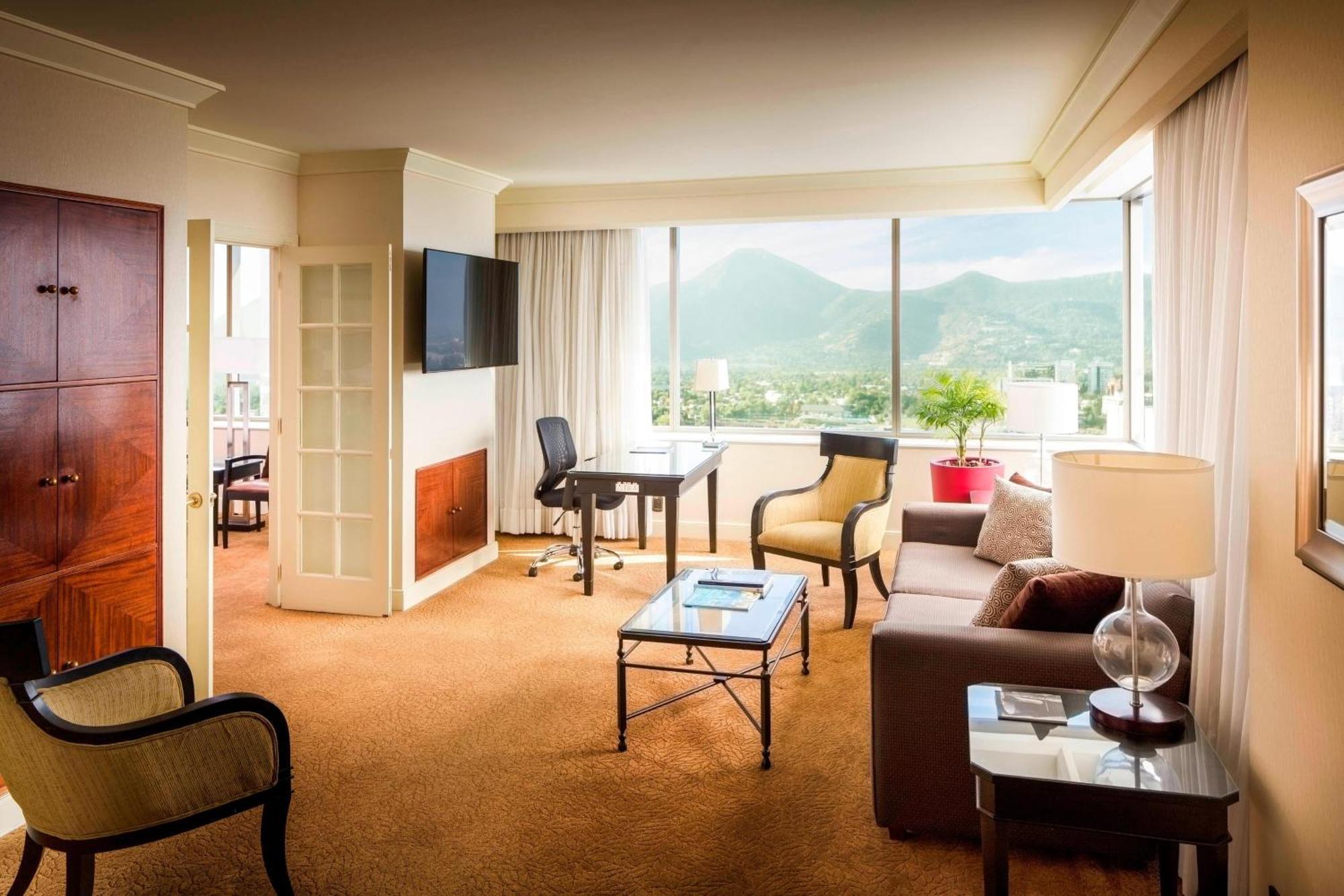 Santiago Marriott Hotel Exterior foto